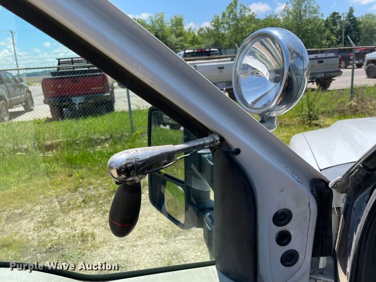 image for item IC9343 2008 Ford F550  bucket truck