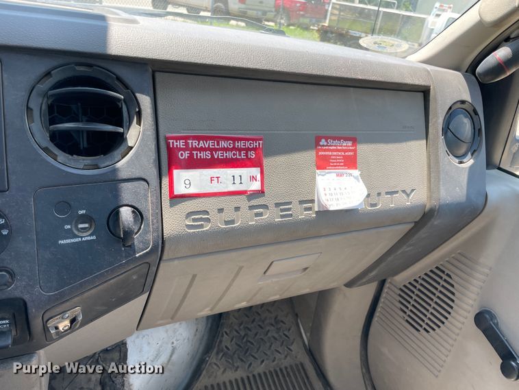 image for item IC9343 2008 Ford F550  bucket truck