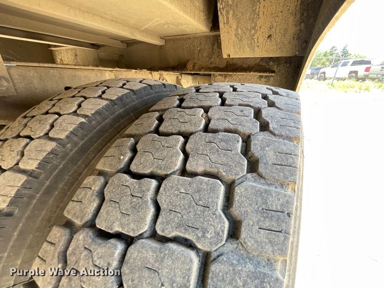 image for item IC9343 2008 Ford F550  bucket truck