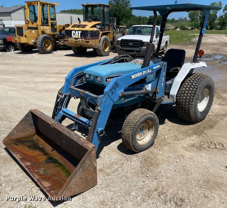 image for item IC9347 New Holland AJ4137  MFWD tractor