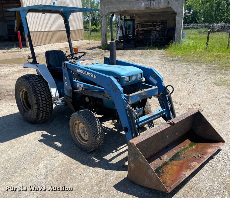 image for item IC9347 New Holland AJ4137  MFWD tractor