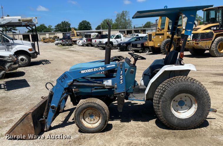 image for item IC9347 New Holland AJ4137  MFWD tractor