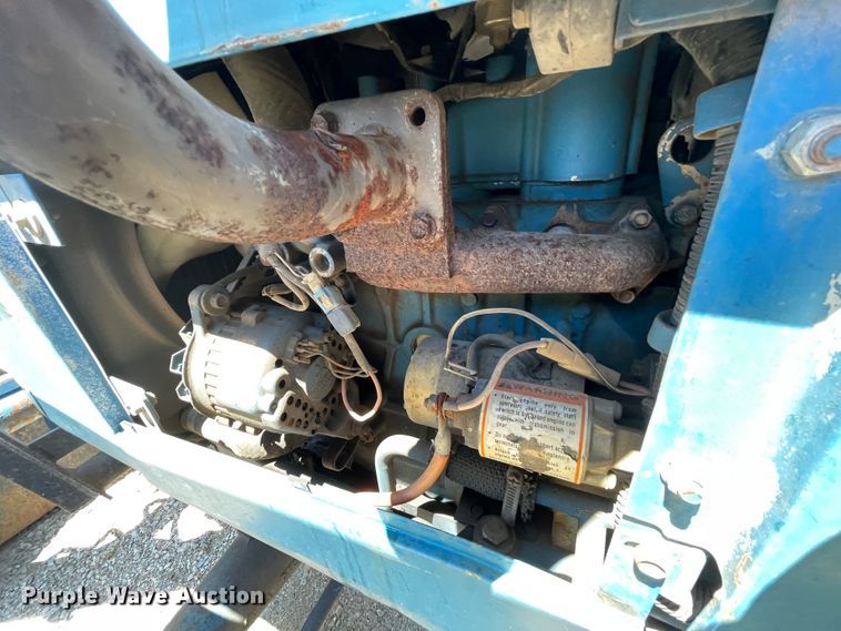 image for item IC9347 New Holland AJ4137  MFWD tractor