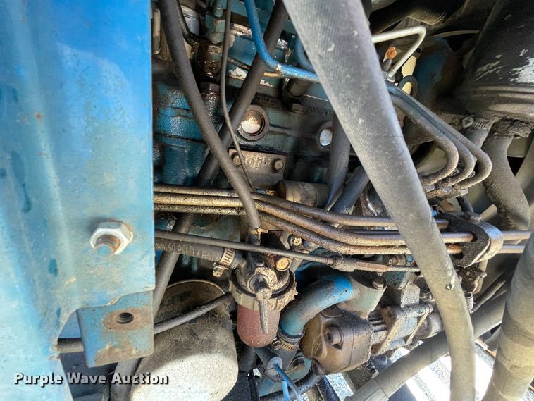 image for item IC9347 New Holland AJ4137  MFWD tractor