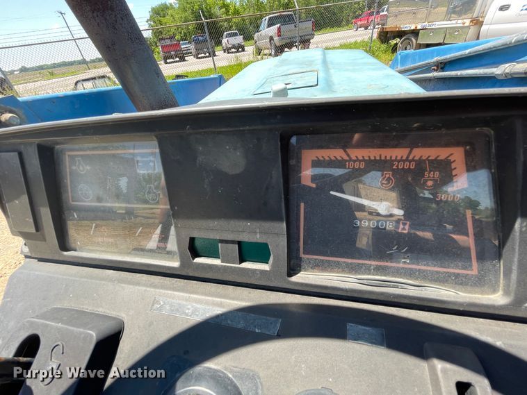 image for item IC9347 New Holland AJ4137  MFWD tractor