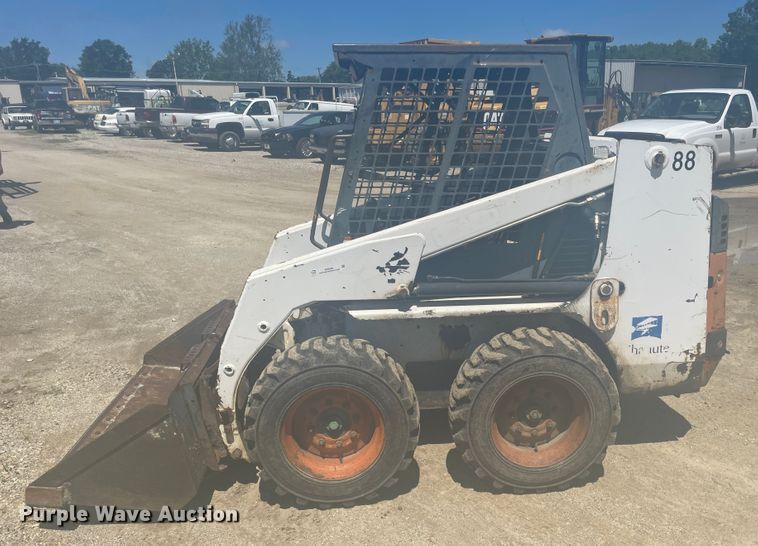 image for item IC9348 1996 Bobcat 753  skid steer loader