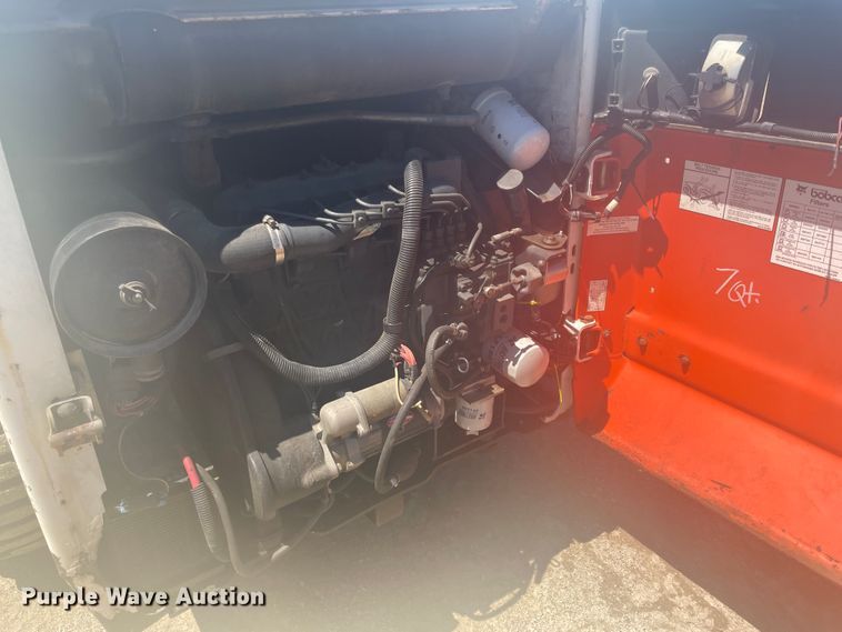 image for item IC9348 1996 Bobcat 753  skid steer loader