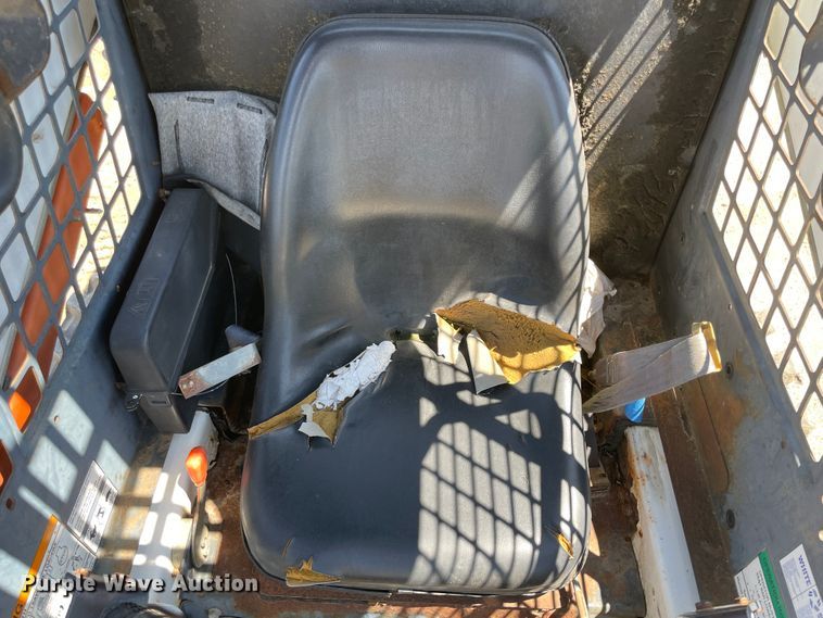 image for item IC9348 1996 Bobcat 753  skid steer loader