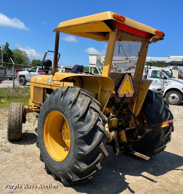 image for item IC9350 1984 John Deere 2150  tractor