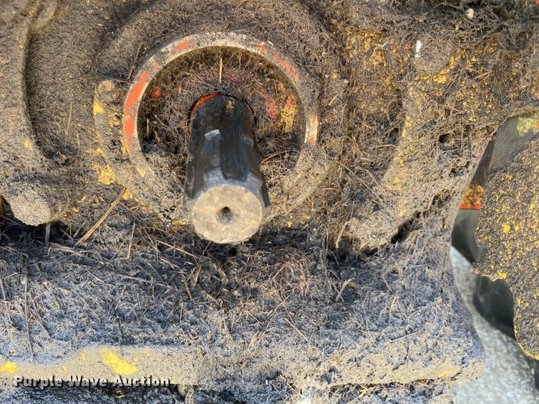 image for item IC9350 1984 John Deere 2150  tractor