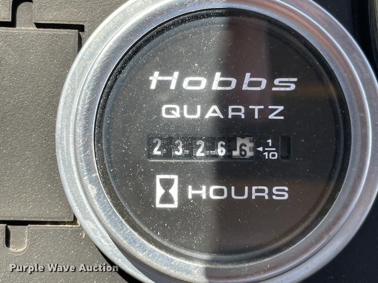 image for item IC9350 1984 John Deere 2150  tractor