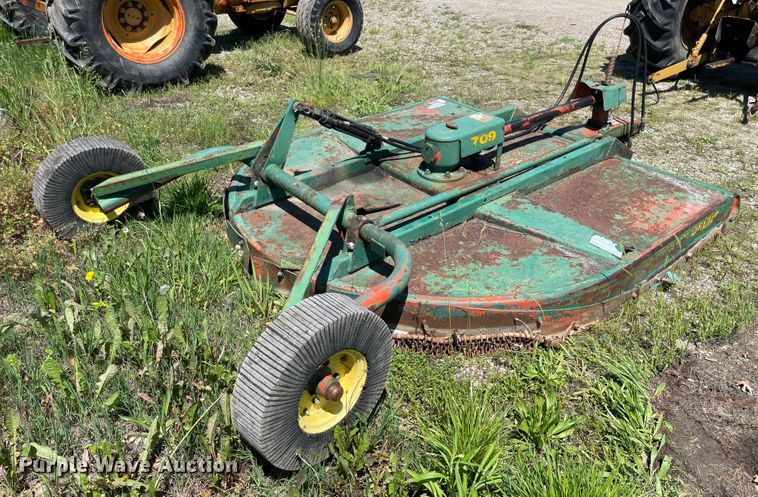 image for item IC9351 John Deere 709  rotary mower