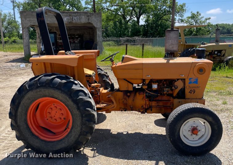 image for item IC9352 1981 Ford DW314C  tractor