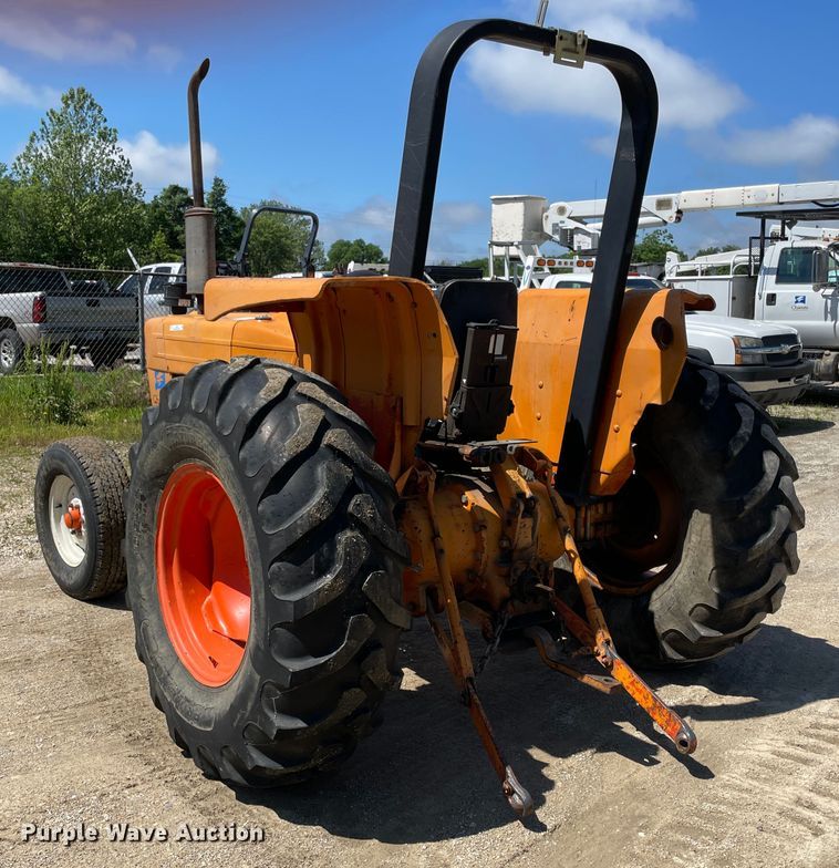 image for item IC9352 1981 Ford DW314C  tractor