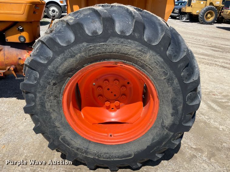 image for item IC9352 1981 Ford DW314C  tractor