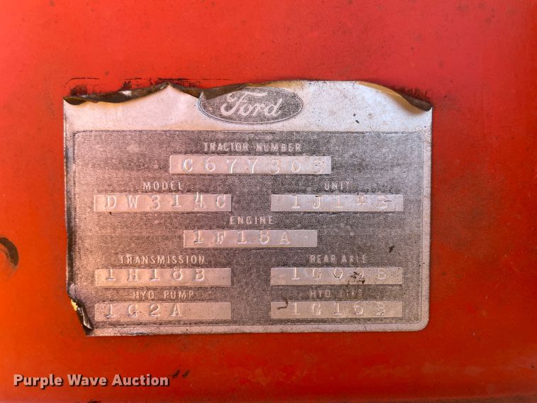 image for item IC9352 1981 Ford DW314C  tractor