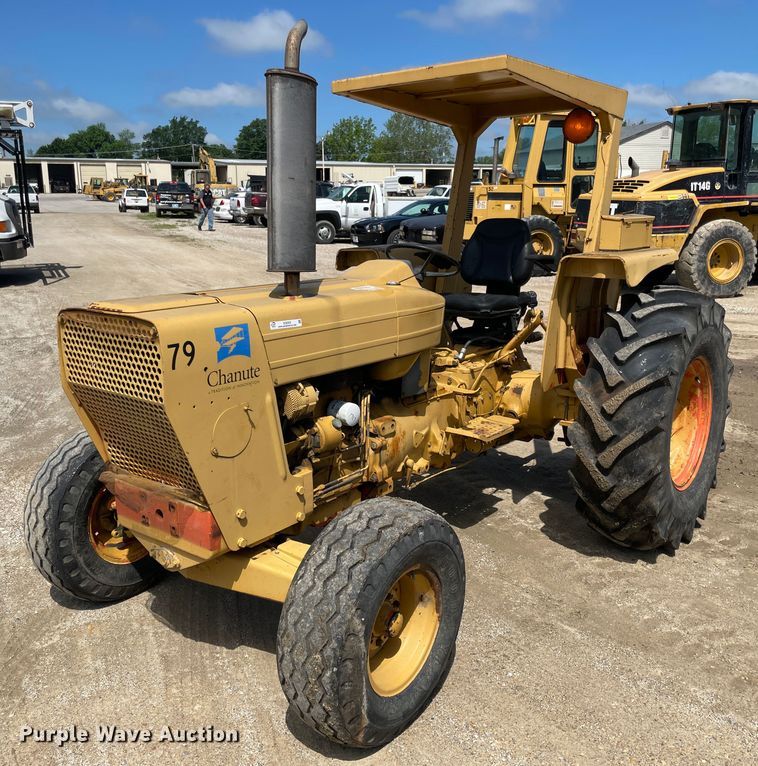 image for item IC9353 1980 Ford DD314C  tractor