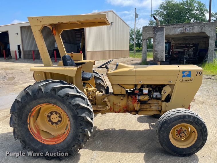 image for item IC9353 1980 Ford DD314C  tractor