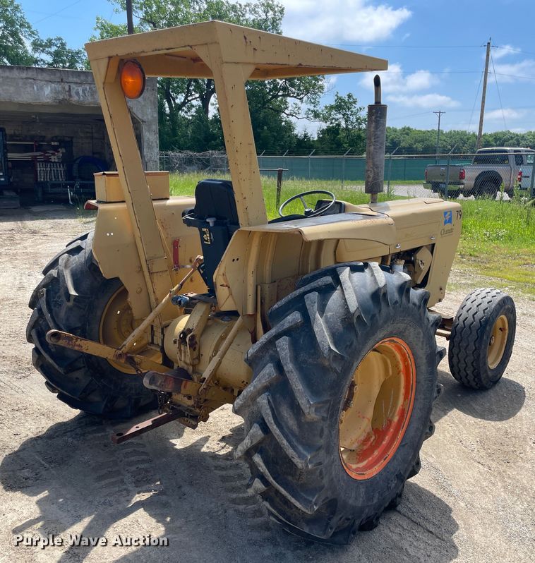 image for item IC9353 1980 Ford DD314C  tractor