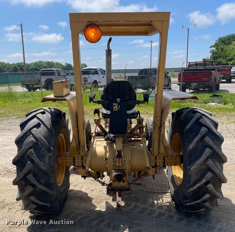 image for item IC9353 1980 Ford DD314C  tractor