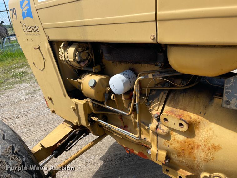 image for item IC9353 1980 Ford DD314C  tractor