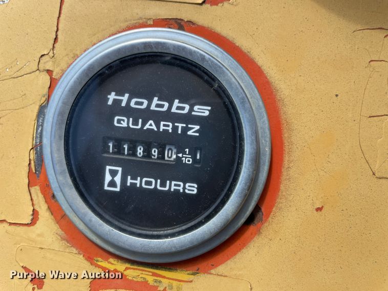 image for item IC9353 1980 Ford DD314C  tractor