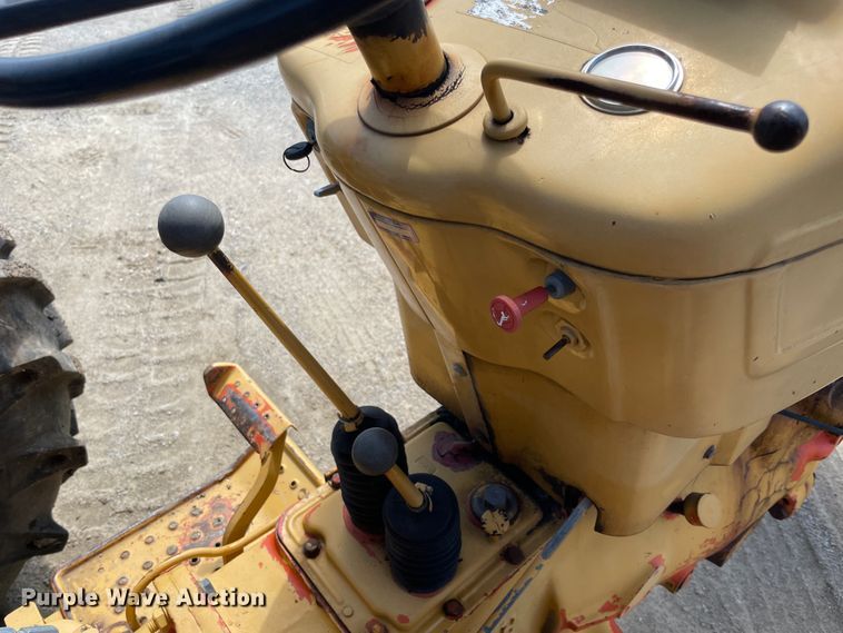 image for item IC9353 1980 Ford DD314C  tractor