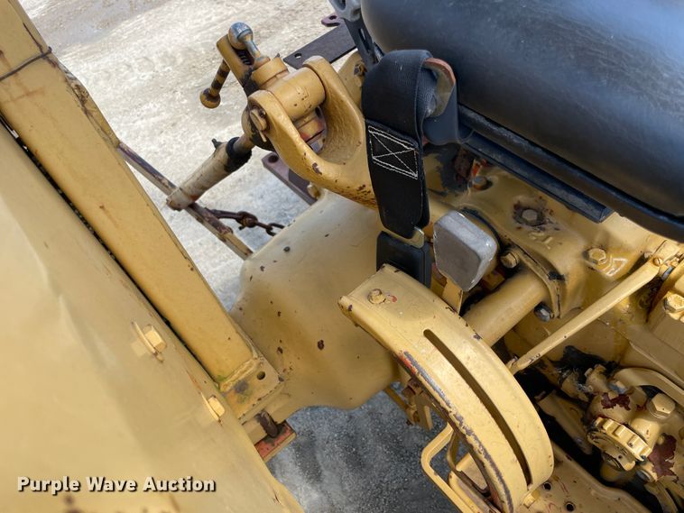 image for item IC9353 1980 Ford DD314C  tractor