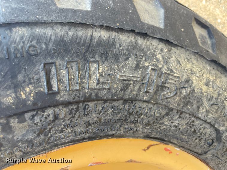 image for item IC9353 1980 Ford DD314C  tractor