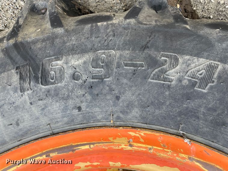 image for item IC9353 1980 Ford DD314C  tractor