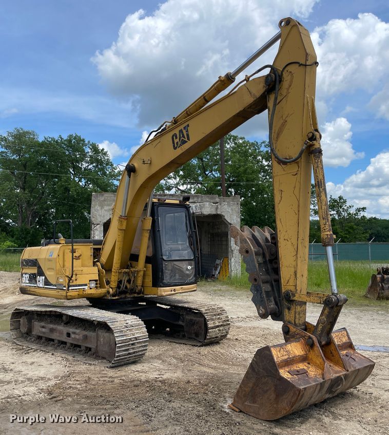 image for item IC9355 1994 Caterpillar 312  hydraulic excavator