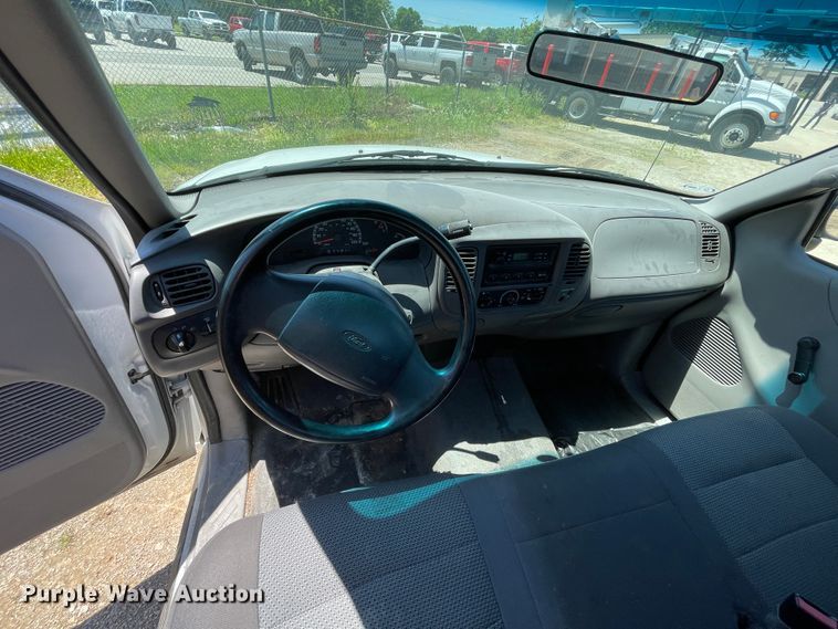 image for item IC9356 1999 Ford F150  pickup truck