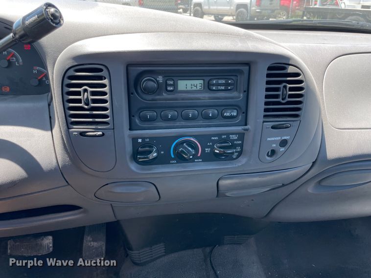 image for item IC9356 1999 Ford F150  pickup truck