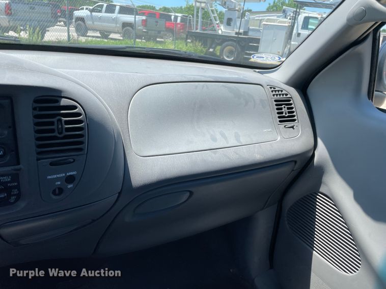 image for item IC9356 1999 Ford F150  pickup truck