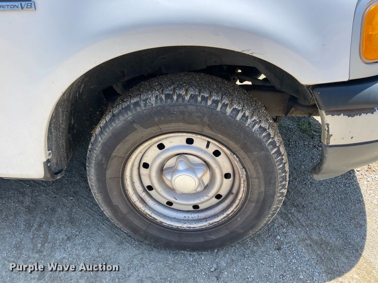 image for item IC9356 1999 Ford F150  pickup truck