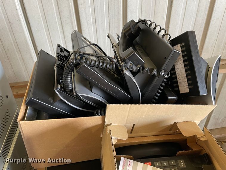 image for item IC9358 Approximately 100 Toshiba IP5000 telephones