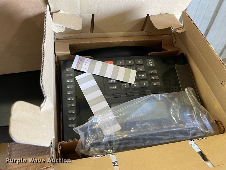 image for item IC9358 Approximately 100 Toshiba IP5000 telephones