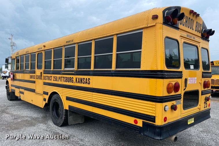 image for item IC9364 1999 International 3800  school bus