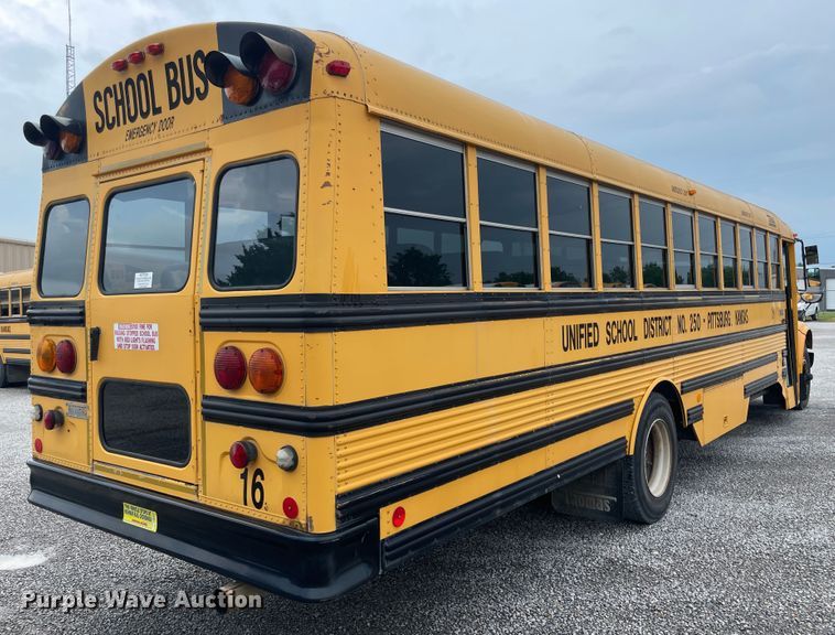 image for item IC9365 1996 International 3800  school bus
