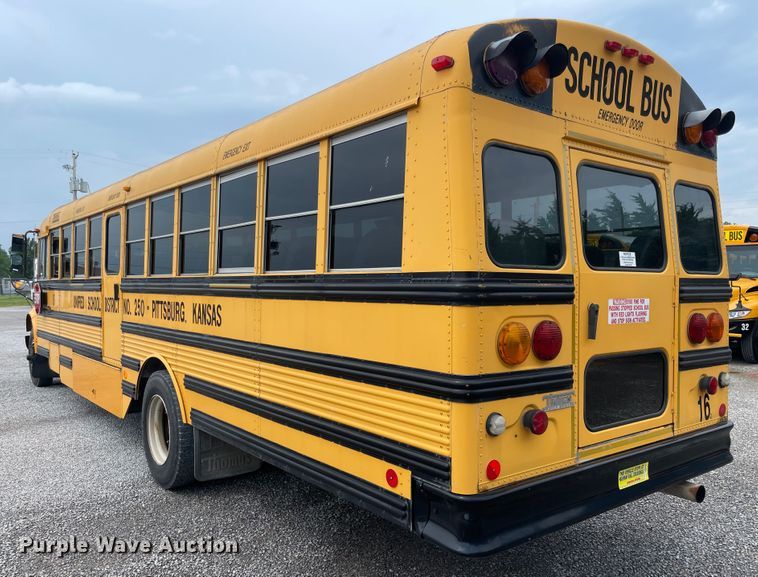 image for item IC9365 1996 International 3800  school bus