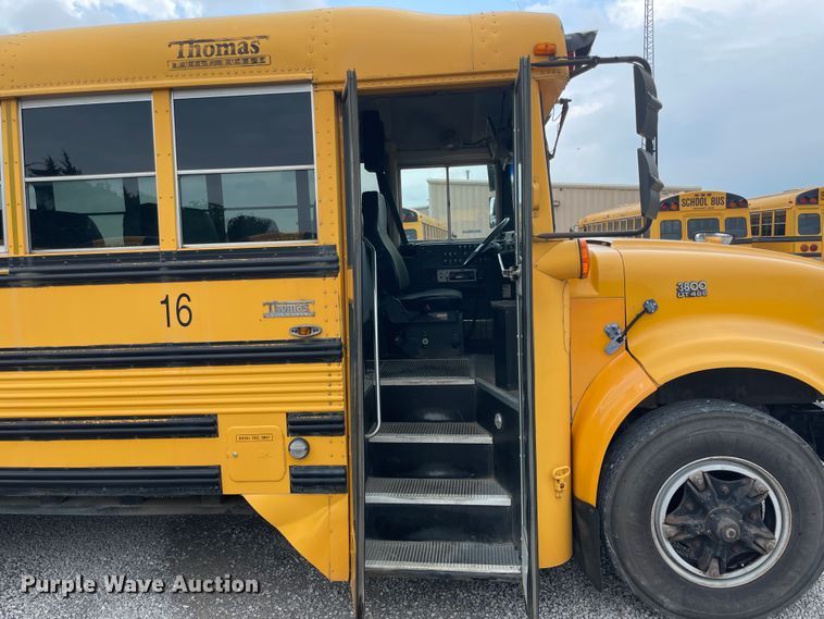 image for item IC9365 1996 International 3800  school bus
