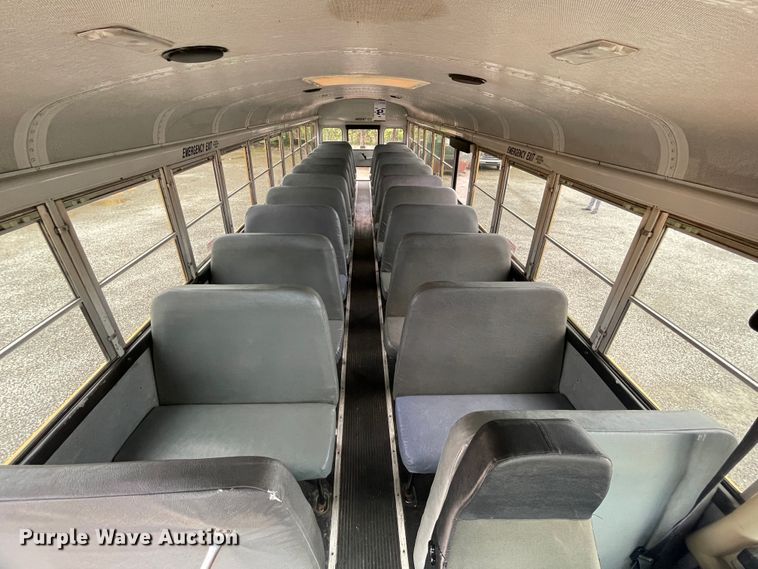 image for item IC9365 1996 International 3800  school bus