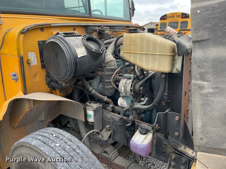 image for item IC9365 1996 International 3800  school bus