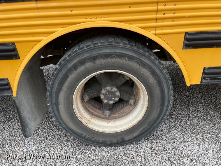 image for item IC9365 1996 International 3800  school bus