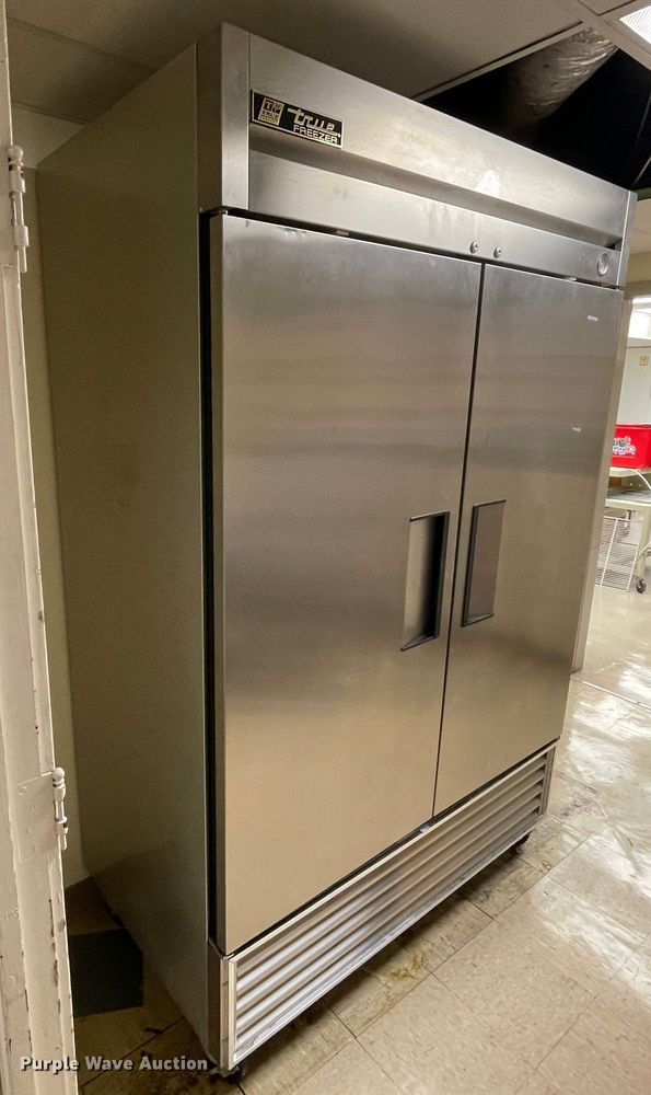 image for item IC9371 True T49F  refrigerator