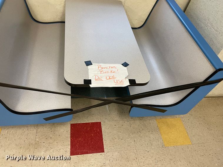 image for item IC9372 (12) sets of booths