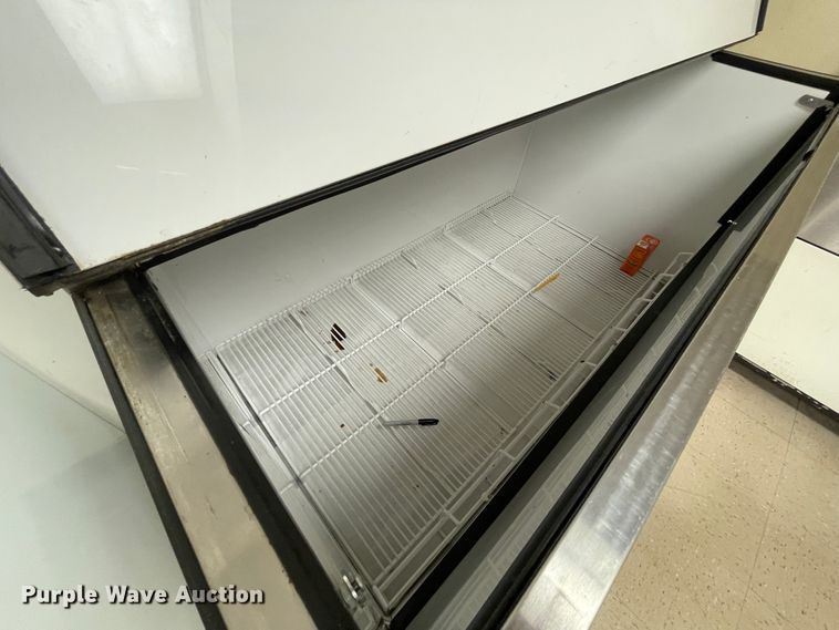 image for item IC9373 (3) freezers