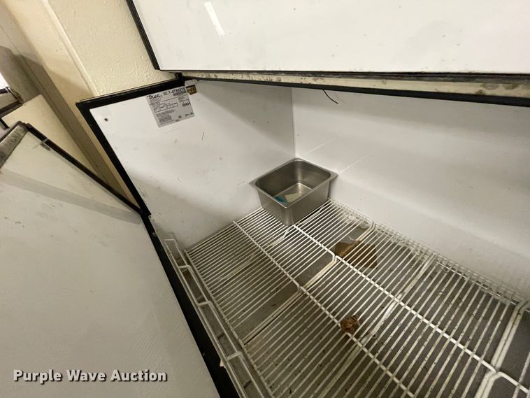 image for item IC9373 (3) freezers