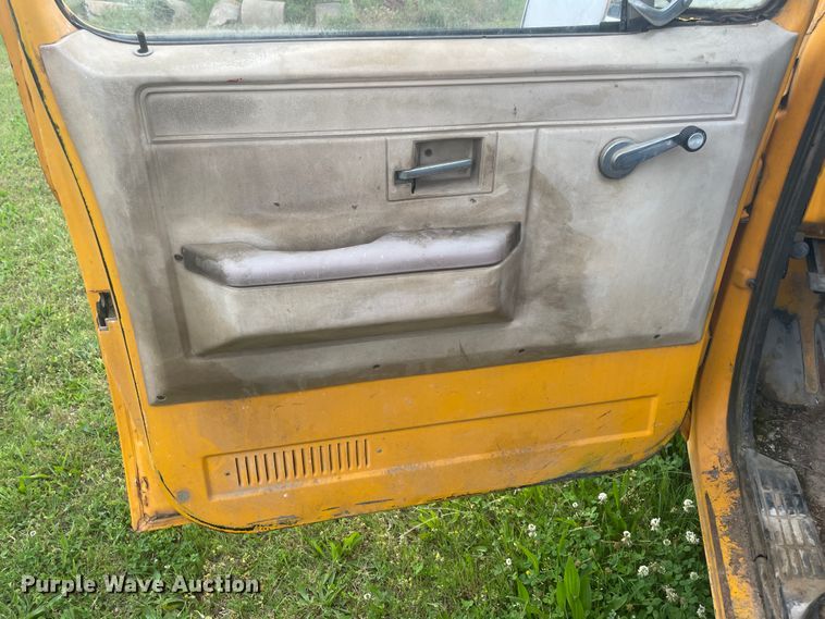 image for item IC9411 1986 Chevrolet C10  pickup truck