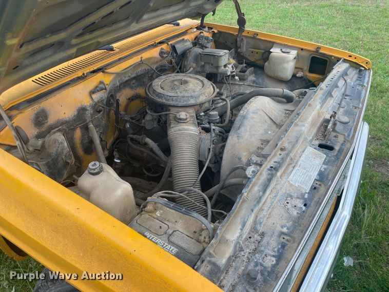 image for item IC9411 1986 Chevrolet C10  pickup truck